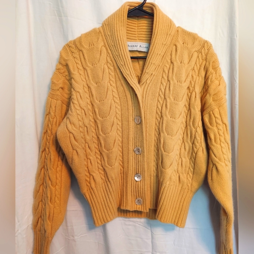 Scottish cable knit sweater 100% Cashmere Murray Allan
